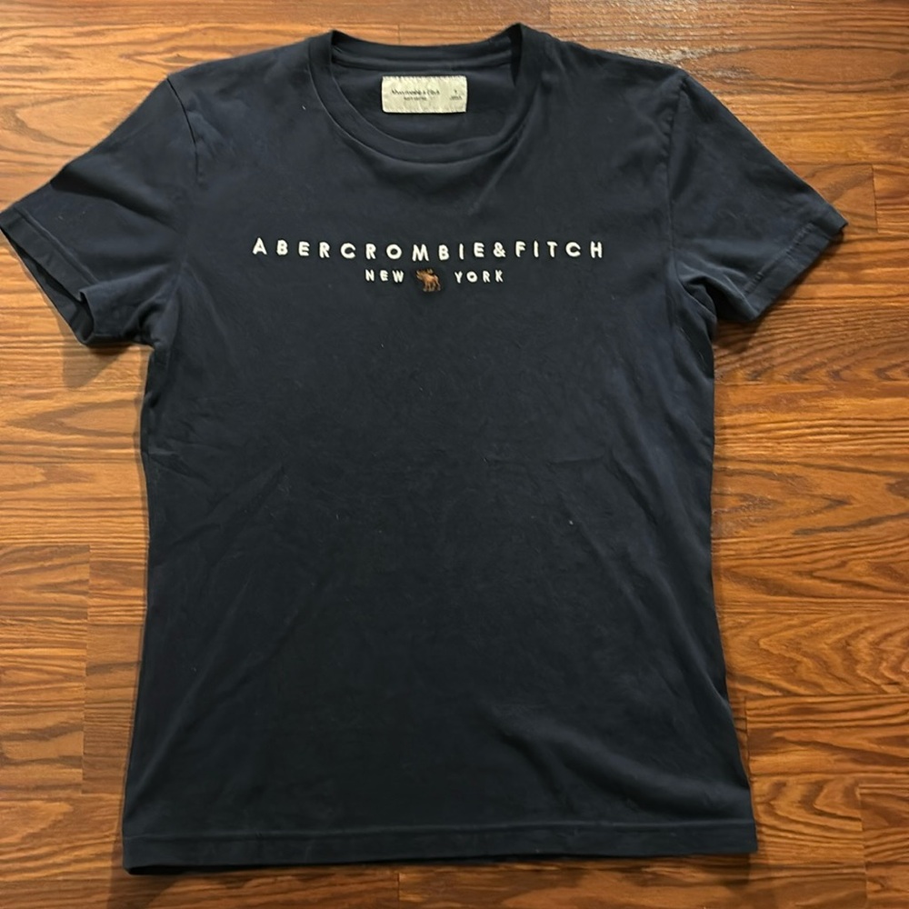 Ambercrombie & Fitch t-shirt